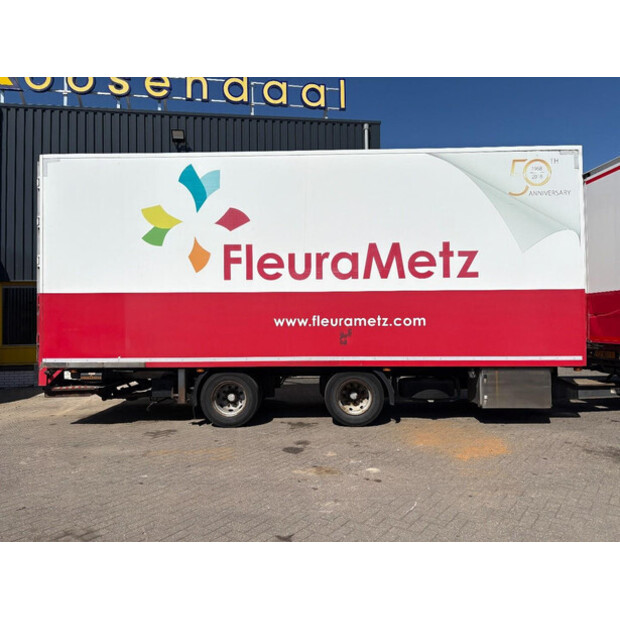 2010 BURG M-2-18-46840642