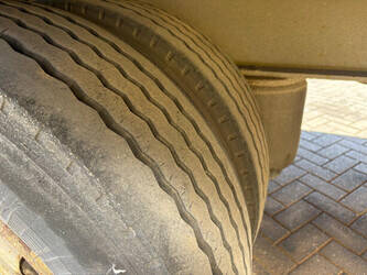 2010-burg-m-2-18-46840655