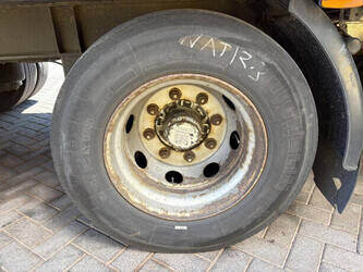 2010-burg-m-2-18-46840656