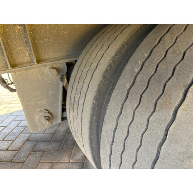 2010 BURG M-2-18-46840657