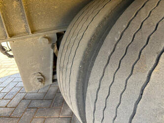 2010-burg-m-2-18-46840657