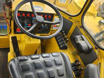 2018-atlas-copco-boomer-282-46840793