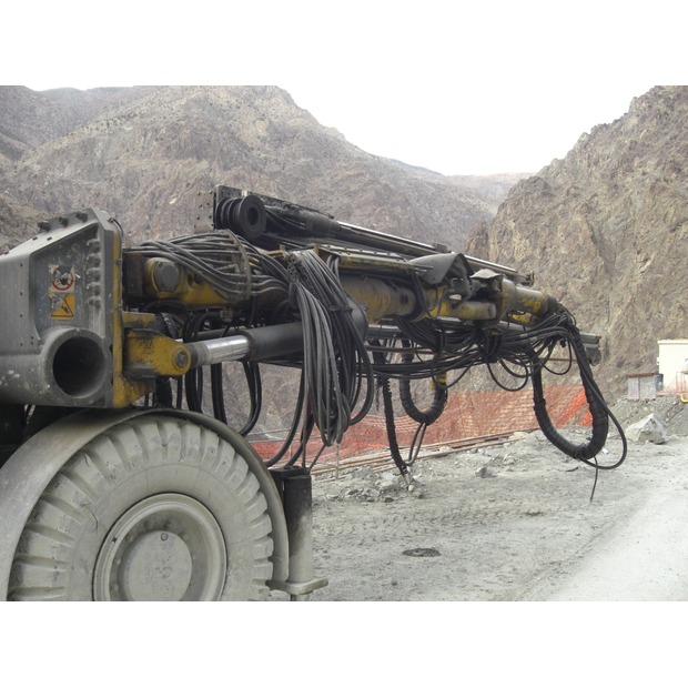 2005 Atlas Copco BOOMER L2D-46840795