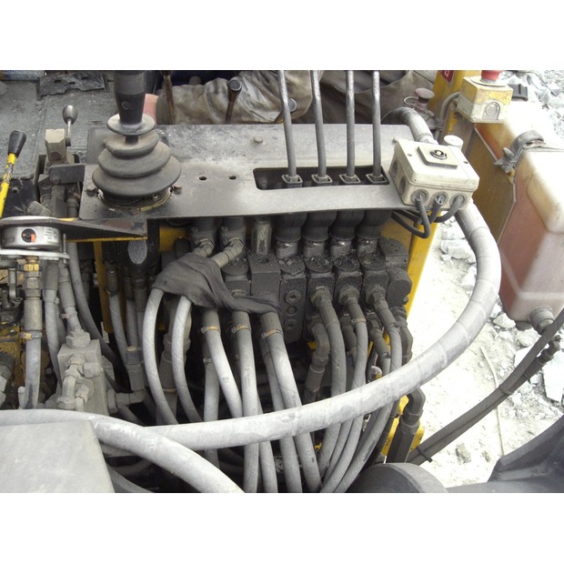 2005 Atlas Copco BOOMER L2D-46840797