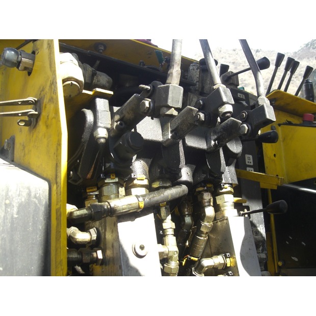 2005 Atlas Copco BOOMER L2D-46840800