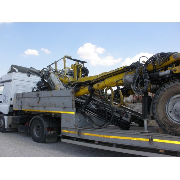 2005 Atlas Copco BOOMER L2D-46840806
