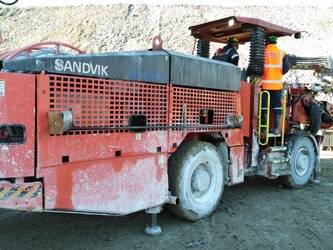 2018-sandvik-dd320s-46840831