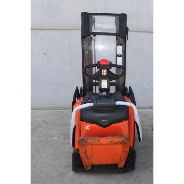 2020 بي تي SPE 120 L-46848086