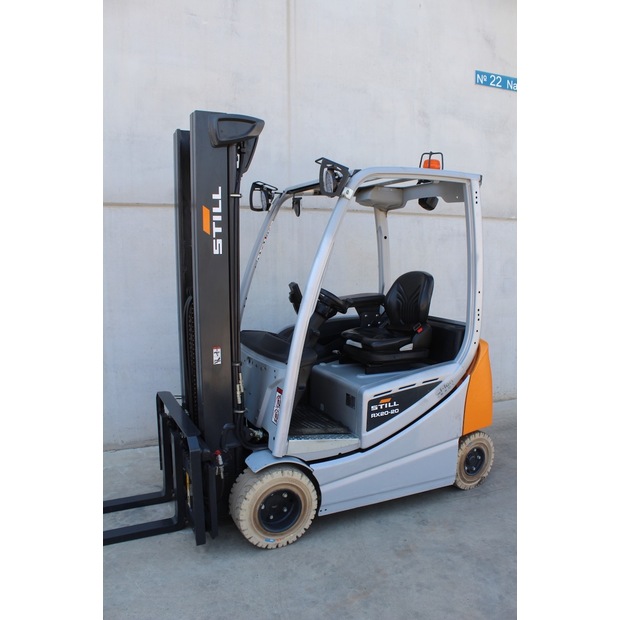 2021 Still RX20-20P-46848178