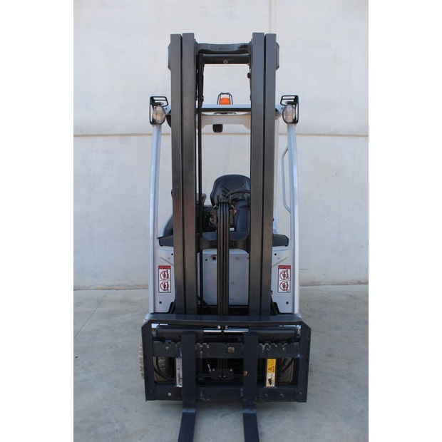 2021 Still RX20-20P-46848180