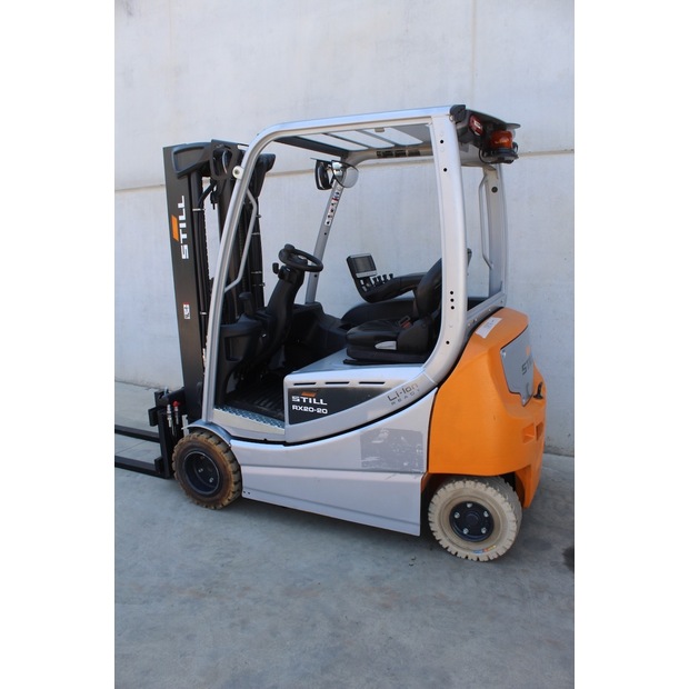 2021 Still RX20-20P-46848199