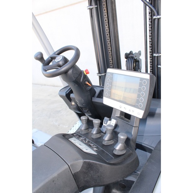 2021 Still RX20-20P-46848208