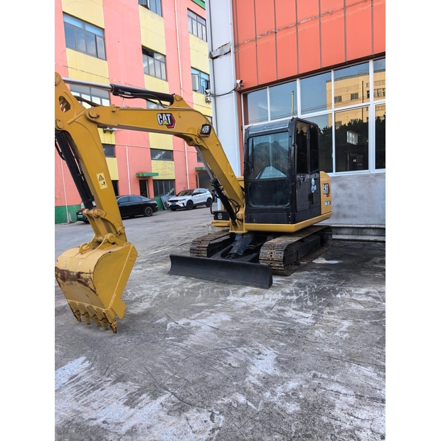 2023 كاتربيلر 305.5E-46849647