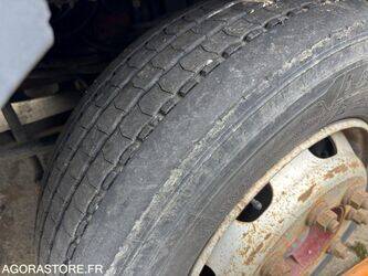 1999-renault-m150-1447475-46854581