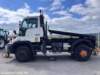 2004-mercedes-benz-unimog-u400-1447480-46854605