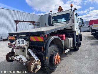 2004-mercedes-benz-unimog-u400-1447480-46854606