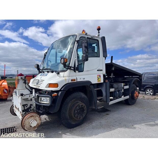 2004 Mercedes-Benz UNIMOG U400-46854617