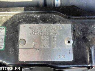 2012-peugeot-boxer-1447487-46854754