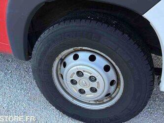 2012-peugeot-boxer-1447487-46854760