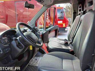 2012-peugeot-boxer-1447487-46854767