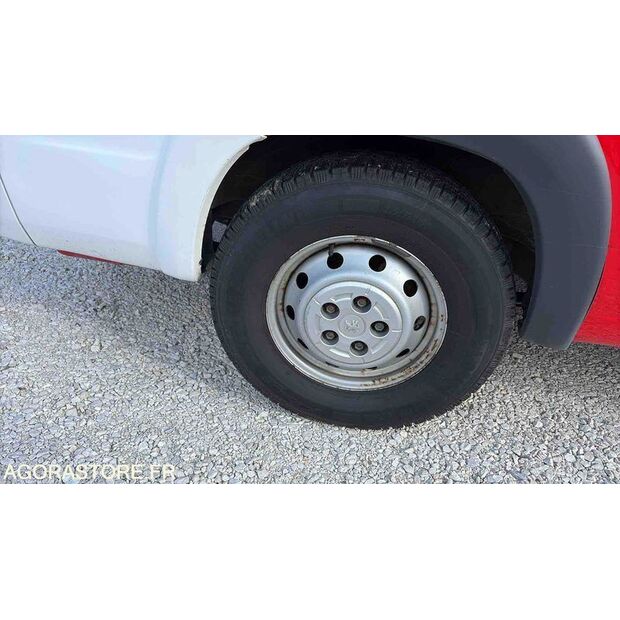 2012 بيجو BOXER-46854808