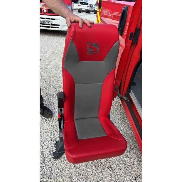 2012 بيجو BOXER-46854820