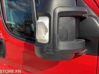 2012-peugeot-boxer-1447487-46854831