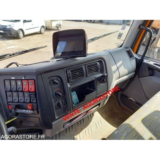 2002 Renault Midlum-46854957