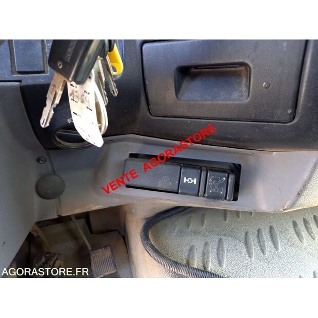 2002 Renault Midlum-46854963