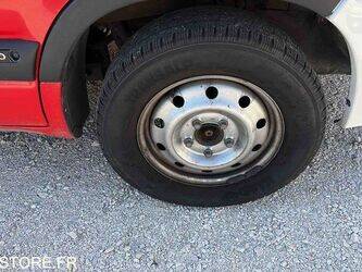 2010-renault-master-1447506-46855063