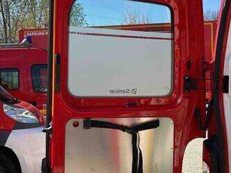 2010-renault-master-1447506-46855067