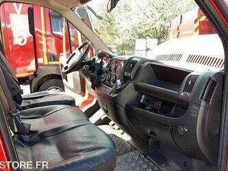 2012-peugeot-boxer-1447508-46855108