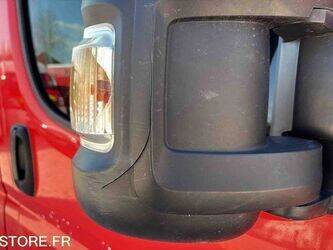 2012-peugeot-boxer-1447508-46855116