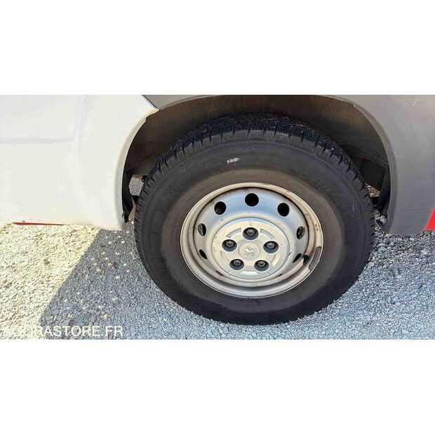 2012 بيجو BOXER-46855118