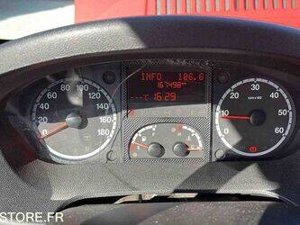 2012-peugeot-boxer-1447508-46855120