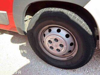 2012-peugeot-boxer-1447508-46855137