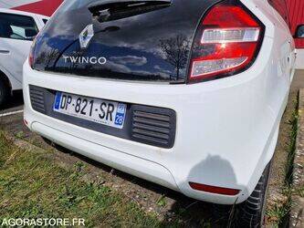 2015-renault-twingo-1447513-46855285