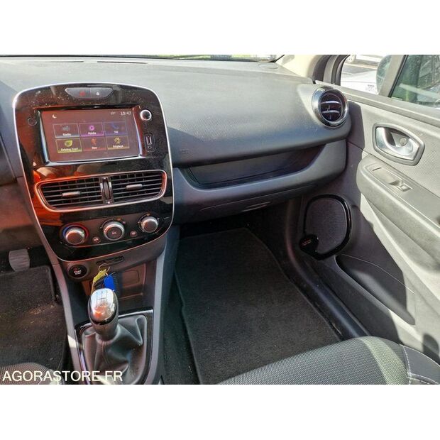 2017 Renault Clio-46855371