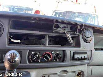 2005-renault-master-1447533-46855678