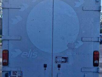 2011-renault-master-1447534-46855728