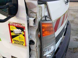 2008-nissan-cabstar-35-13-1447540-46855814