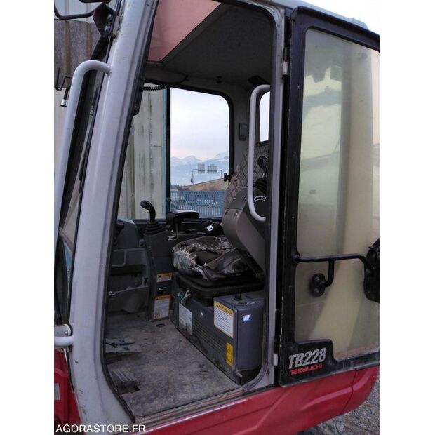 2012 TAKEUCHI TB 228-46855922