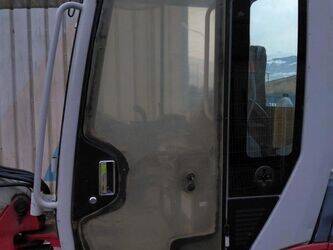 2012-takeuchi-tb-228-1447551-46855931