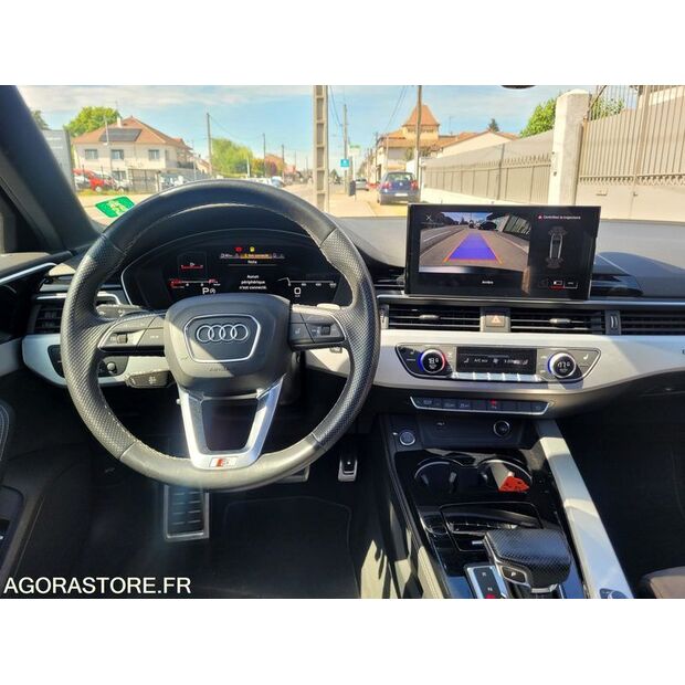 2022 Audi A4-46856002
