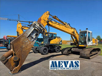 صورة ل 2005 ليبهير R924B