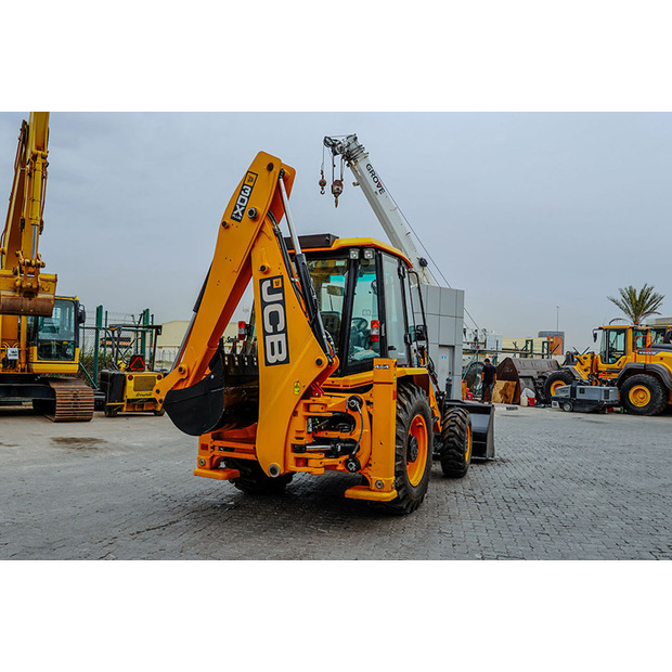 2025 جيه سي بي 3DX PLUS ECO XPERT-46856648