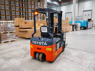 2019-toyota-8fbeh18u-46856654