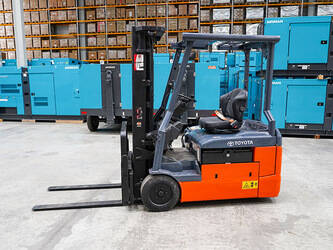 2019-toyota-8fbeh18u-46856656