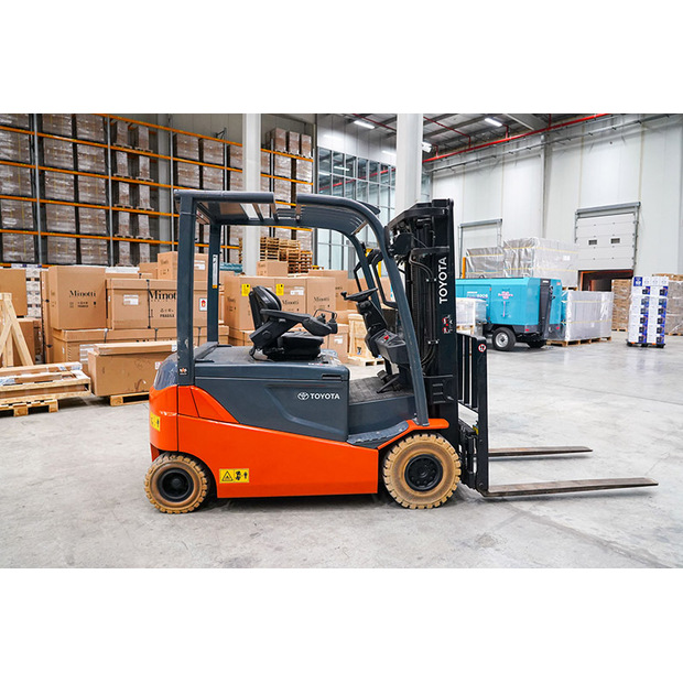 2018 Toyota 8FBM25T-46856673