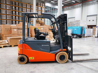 2018-toyota-8fbm25t-46856673